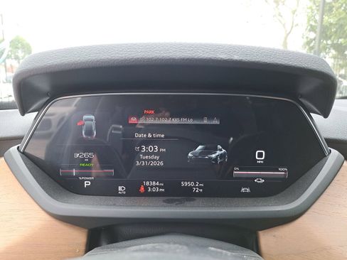 Used 2023 Audi e-tron GT Premium Plus image 9