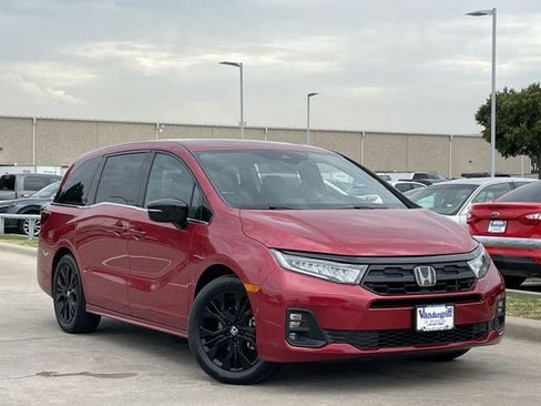 Used 2025 Honda Odyssey Sport-L image 2