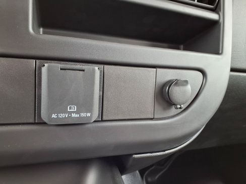 Used 2024 Chevrolet Express 3500 w/ Driver Convenience Package RWD image 8