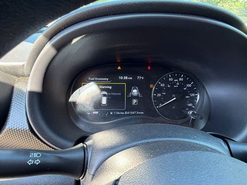 Used 2023 Nissan Kicks SV FWD image 16