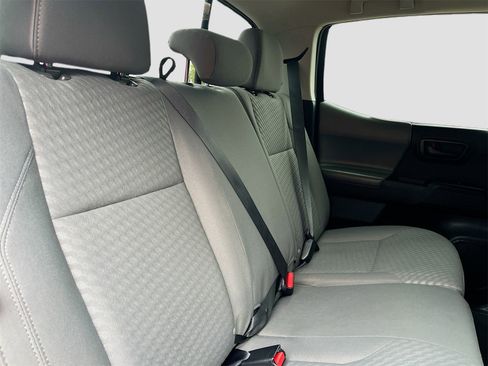 Used 2022 Toyota Tacoma SR image 24