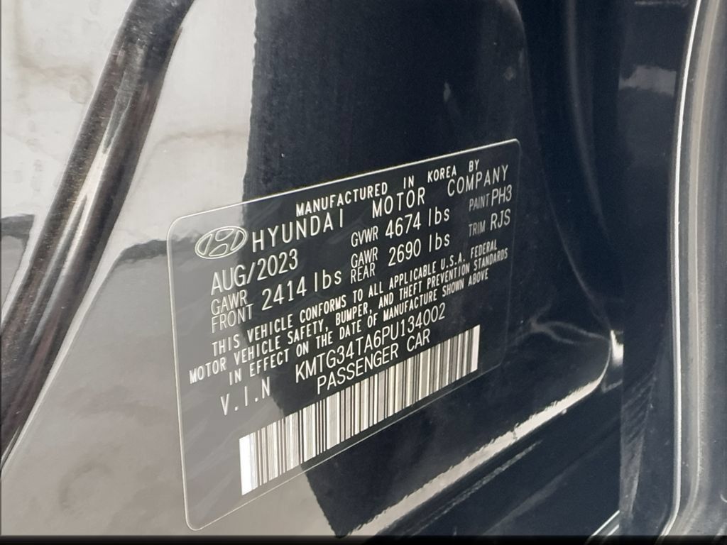Used 2023 Genesis G70 2.0T RWD image 50