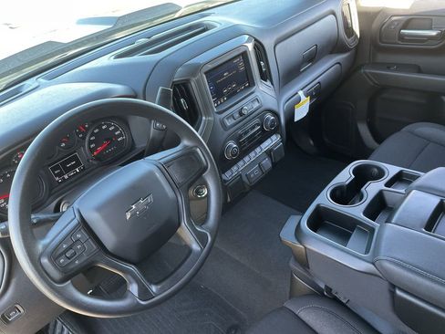 Used 2025 Chevrolet Silverado 1500 Custom Trail Boss image 10