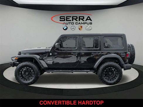 Used 2020 Jeep Wrangler Unlimited Sahara image 16