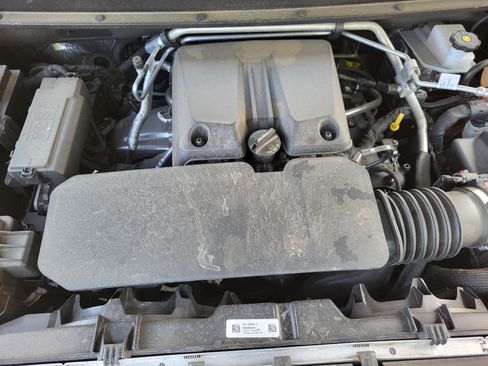 Used 2025 GMC Canyon Denali AWD/4WD image 25