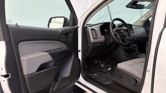Used 2018 Chevrolet Colorado W/T w/ WT Convenience Package RWD image 30