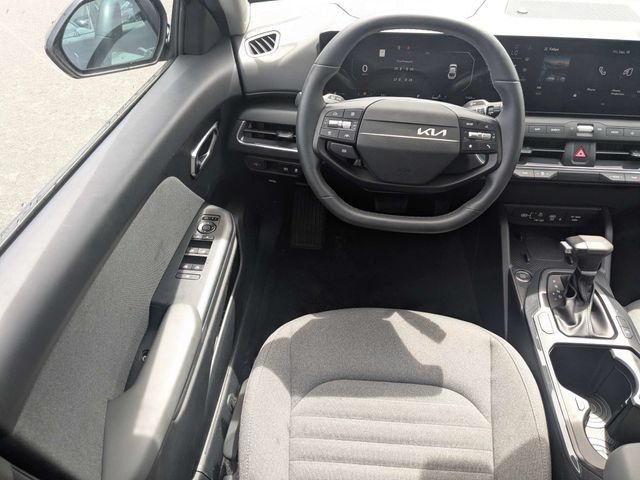 Used 2025 Kia K4 EX FWD image 15
