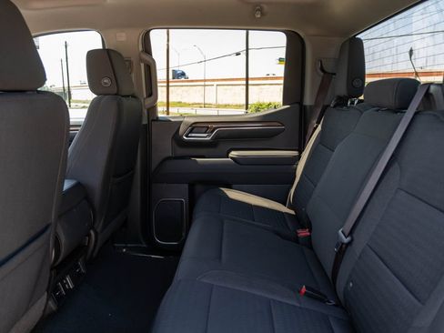 Used 2023 Chevrolet Silverado 1500 LT RWD image 16