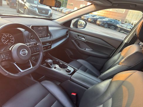 Certified 2021 Nissan Rogue SV w/ Premium Package AWD/4WD image 25