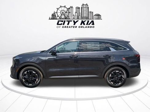 New 2026 Kia Sorento S w/ S Panoramic Sunroof Package FWD image 4