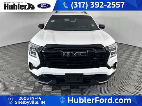 Used 2026 GMC Terrain Elevation w/ Elevation Premium Package AWD/4WD image 3