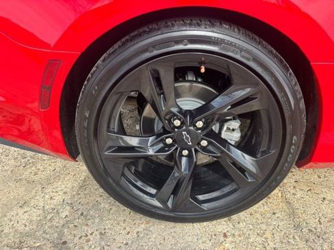 Used 2024 Chevrolet Camaro LT w/ RS Package image 9