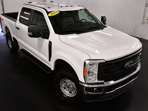 Used 2023 Ford F250 XL w/ XL Driver Assist Package AWD/4WD image 13