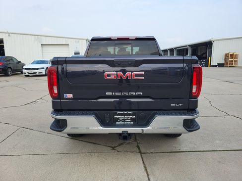 New 2026 GMC Sierra 1500 SLT image 6