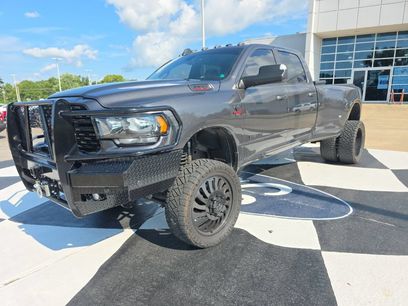 Used 2022 RAM 3500 Big Horn w/ Night Edition