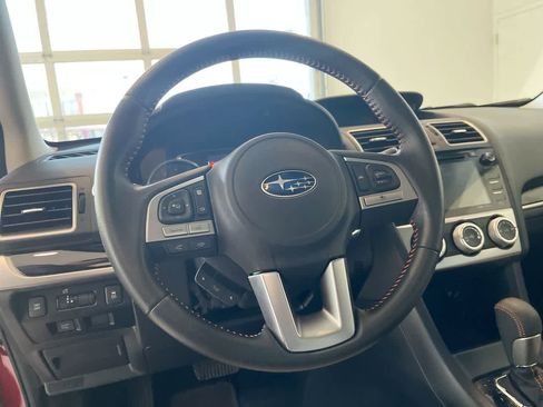 Used 2017 Subaru Crosstrek 2.0i Limited image 14