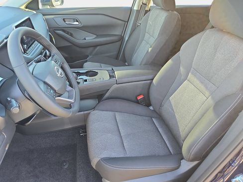 New 2026 Nissan Rogue SV w/ Cold Weather Package FWD image 15