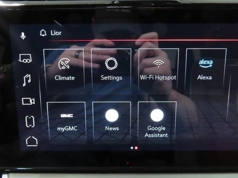 Used 2025 GMC Sierra 1500 Denali Ultimate image 27