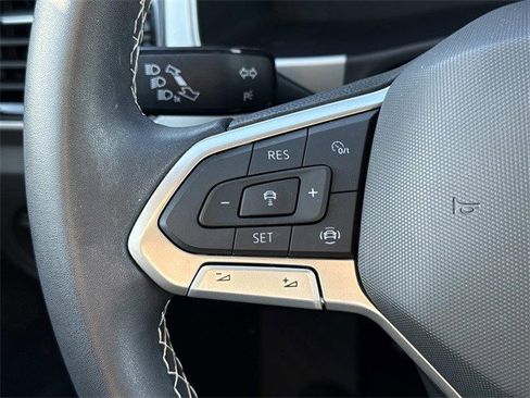 Used 2023 Volkswagen Atlas SE image 24