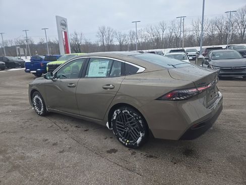 New 2026 Nissan Sentra SV image 5