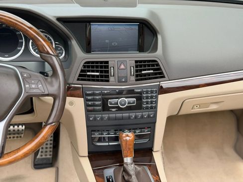 Used 2013 Mercedes-Benz E 350 Cabriolet image 20
