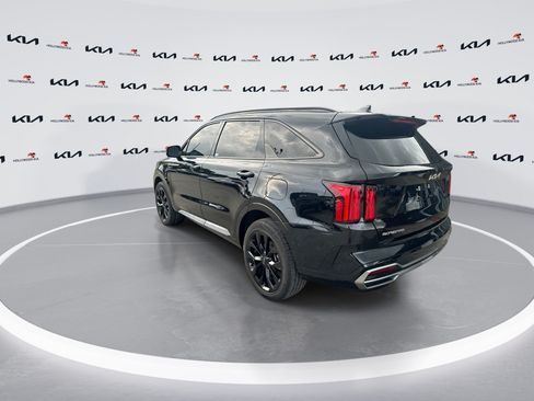 Certified 2023 Kia Sorento SX FWD image 6