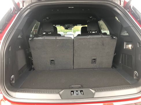 New 2026 Ford Explorer ST image 9