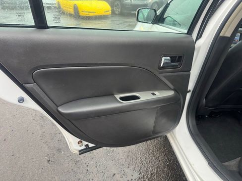 Used 2011 Ford Fusion Hybrid w/ 502A Rapid Spec Order Code image 25