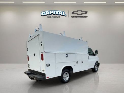 New 2025 Chevrolet Express 3500 w/ Power Convenience Package image 5