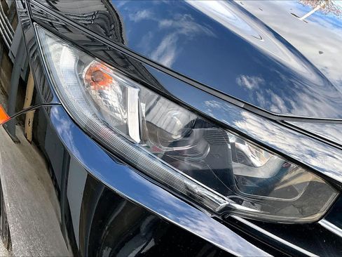 Used 2021 Honda Civic Sport image 26