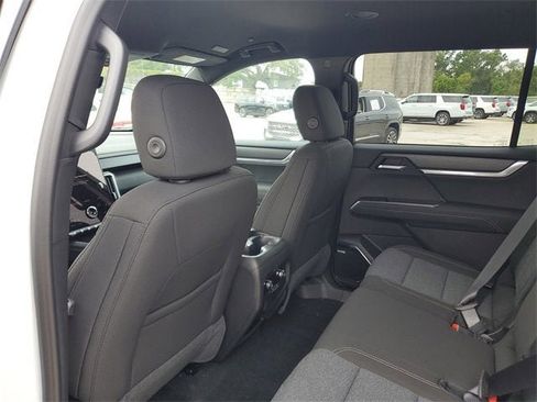 New 2026 GMC Acadia Elevation image 10