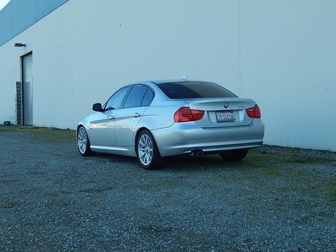 Used 2010 BMW 328i Sedan image 5