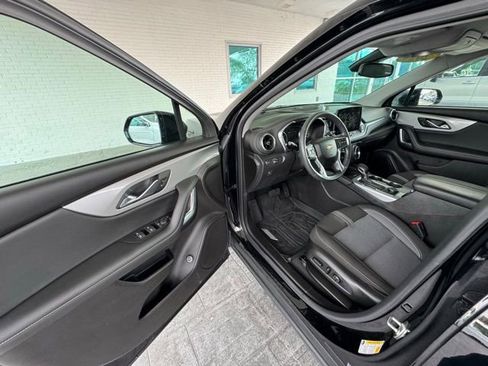 Used 2024 Chevrolet Blazer LT w/ Convenience Package image 11