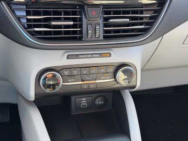 Used 2025 Ford Escape Active FWD image 18