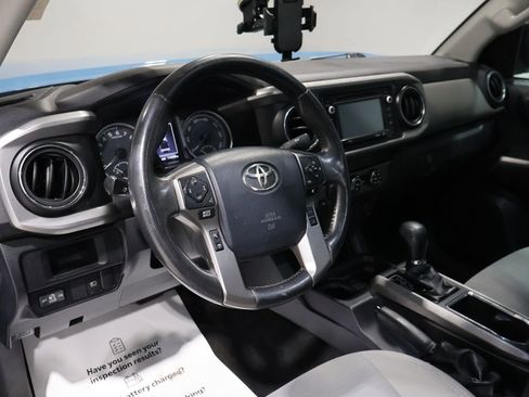Used 2019 Toyota Tacoma SR5 image 15