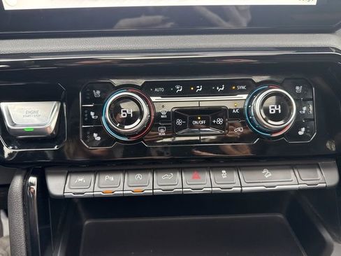 Certified 2023 GMC Sierra 1500 AT4 w/ AT4 Premium Package image 28