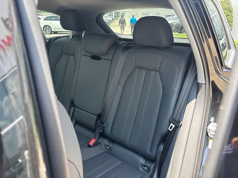 Used 2025 Audi Q5 Premium Plus w/ Premium Plus AWD/4WD image 16
