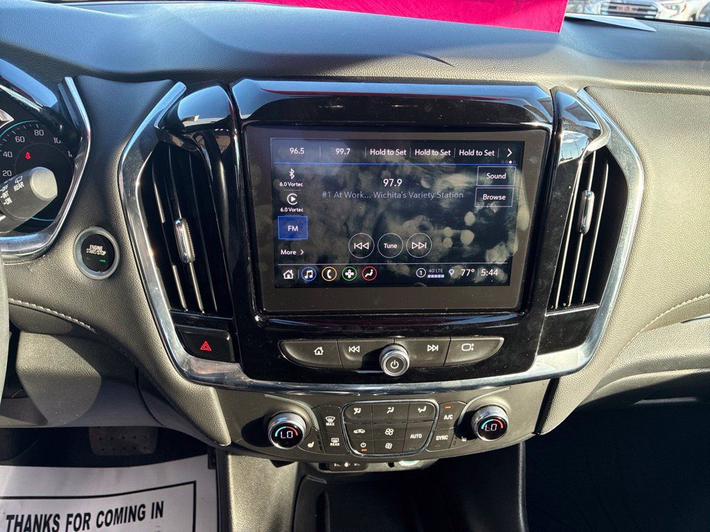 Used 2023 Chevrolet Traverse LT FWD image 46
