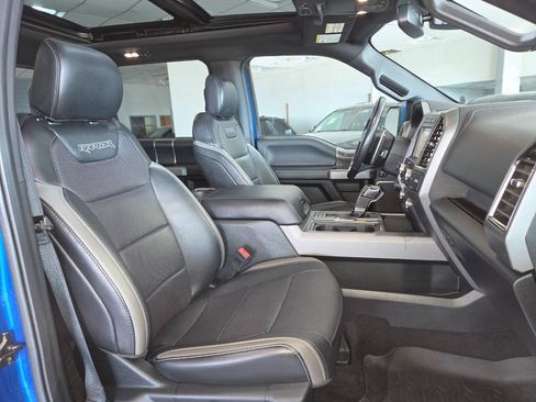 Used 2018 Ford F150 Raptor w/ Equipment Group 802A Luxury AWD/4WD image 34