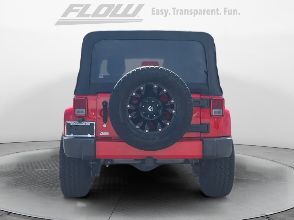 Used 2016 Jeep Wrangler Unlimited Sahara w/ Connectivity Group AWD/4WD image 8