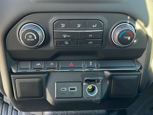 New 2026 Chevrolet Silverado 1500 W/T AWD/4WD image 17