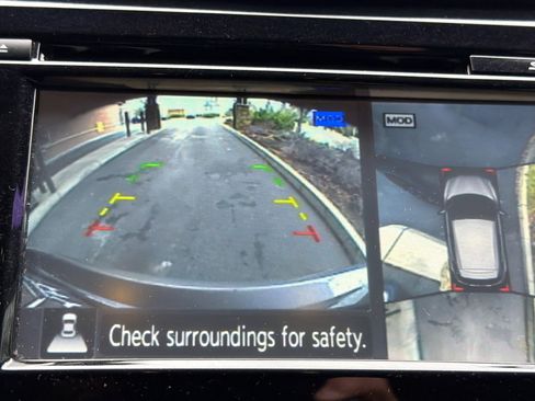 Used 2018 Nissan Rogue Sport SL image 28