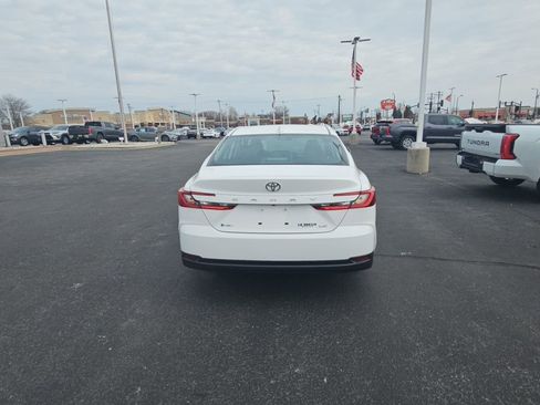 Certified 2025 Toyota Camry LE w/ Convenience Package image 4