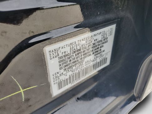 Used 2024 Nissan Sentra SV FWD image 27