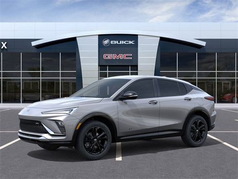 Used 2026 Buick Envista Sport Touring image 2