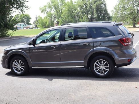 Used 2018 Dodge Journey Crossroad FWD image 8