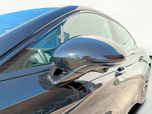 Used 2025 Porsche Panamera 4 image 66