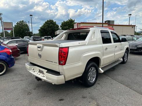 Used 2005 Cadillac Escalade EXT AWD/4WD image 5