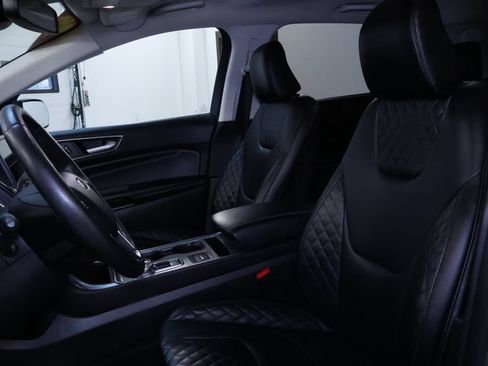 Used 2024 Ford Edge Titanium AWD/4WD image 14