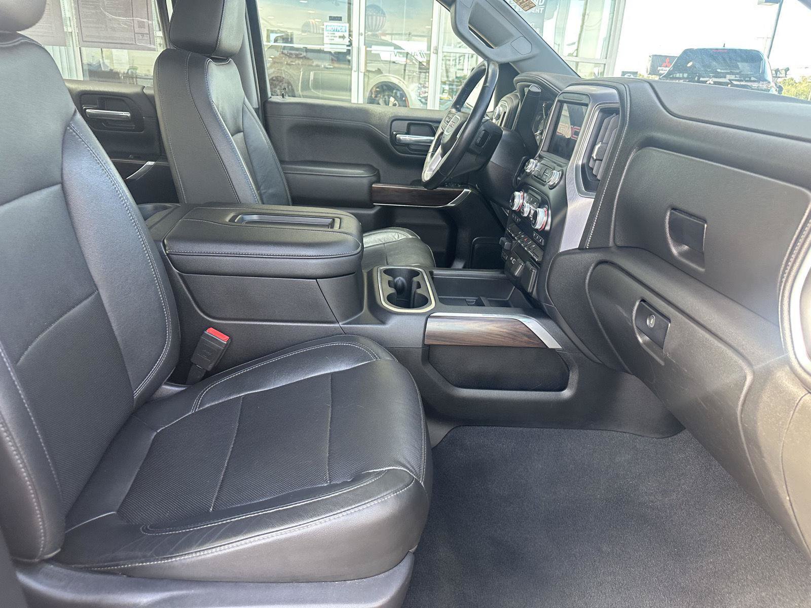 Used 2019 GMC Sierra 1500 SLT w/ SLT Premium Package AWD/4WD image 24